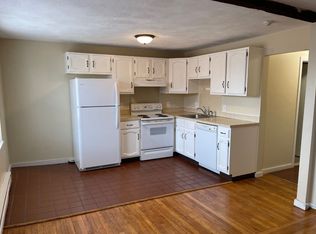 31 Chelsea St #13, Boston, MA 02128