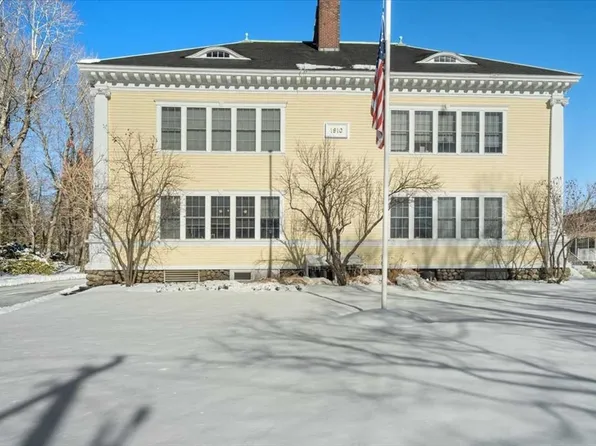 42 Phillips Rd Unit 5, Holden, MA 01520