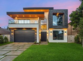 1730 Bayram Dr, Houston, TX 77055