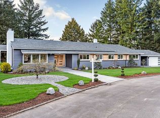 11945 SW Belvidere Pl, Portland, OR 97225