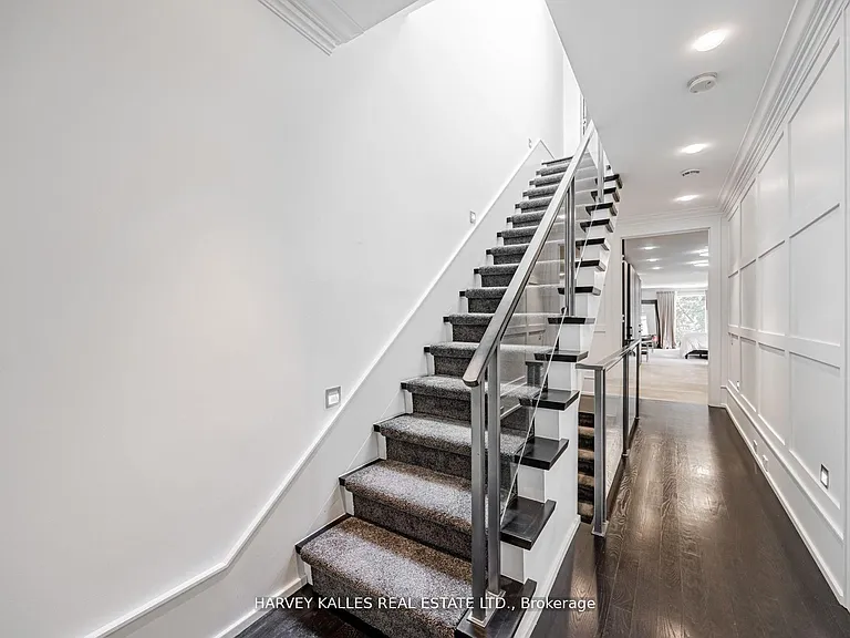 80 Hazelton Ave — Photo 32