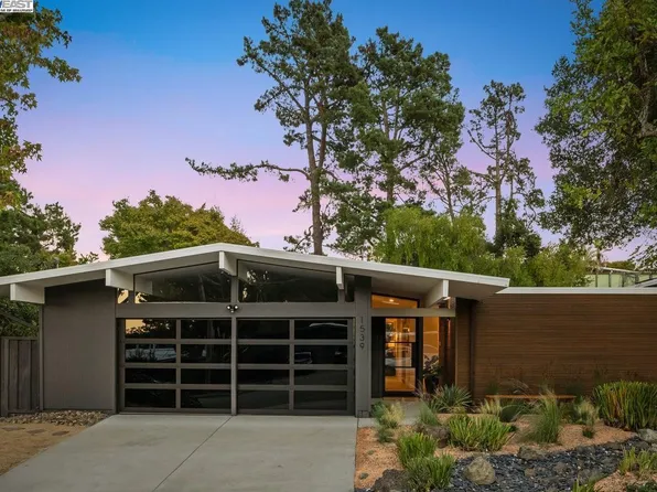 1539 Forge Rd, San Mateo, CA 94402