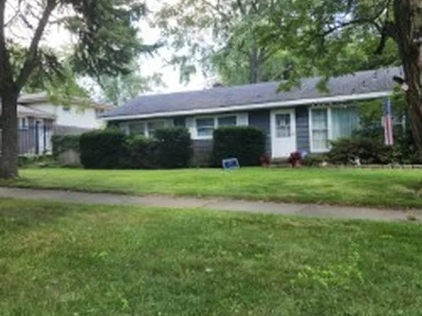 9317 S 82nd Ave, Hickory Hills, IL 60457