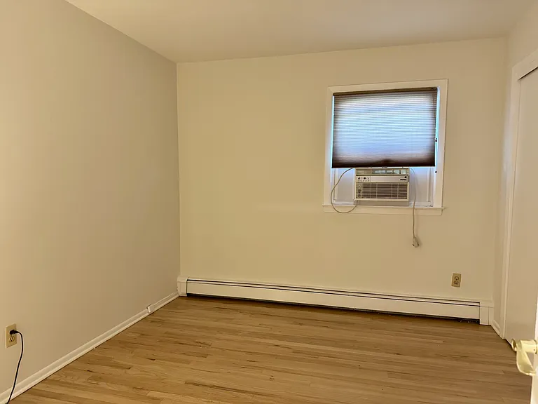 79 Priscilla St — Photo 10
