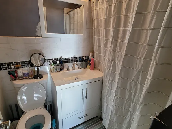 971 Jerome Street image 3 of 10