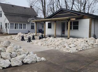 271 W 12th St, Holland, MI 49423