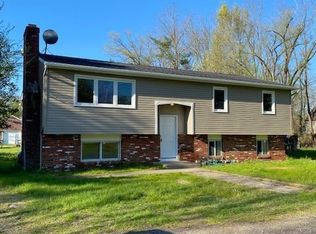 585 Jackson Rd, Atco, NJ 08004