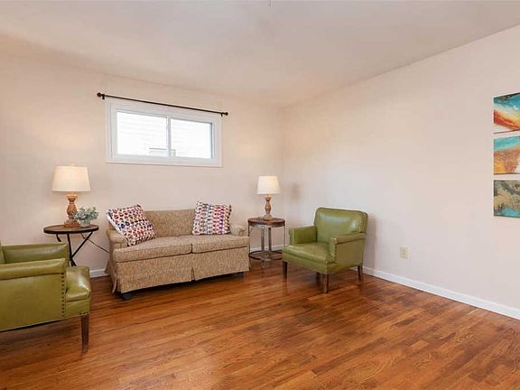 4th image of 5670 Hancock Ave
