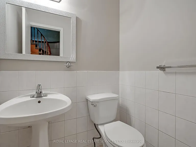 265 Mississaga St — Photo 19