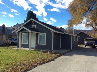 906 Kittitas St, Wenatchee, WA 98801
