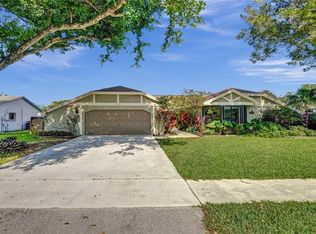 15705 SW 7th Pl, Sunrise, FL 33326
