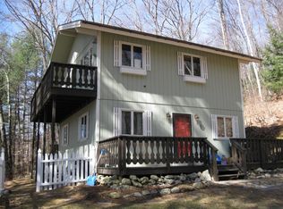 401 Sherwood Dr, Mendon, VT 05701