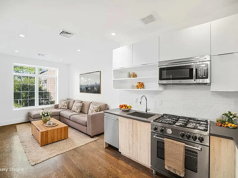 341 Nostrand Ave #302D — Photo 1