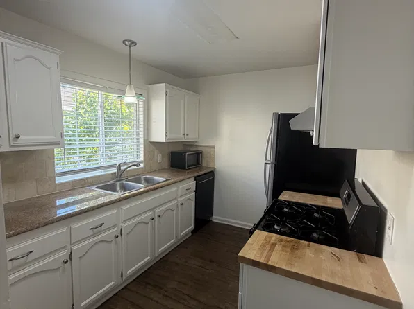 305 Ladera St APT B, Santa Barbara, CA 93101