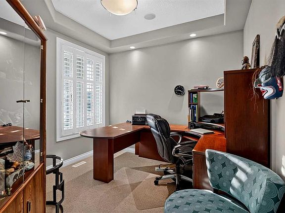 5th image of 111 E Tuscany Ravine Hts NW