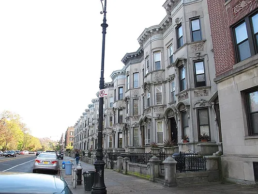 Sold by Betancourt & Associates Realty LLC | media 19