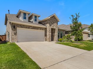 736 Carmen St, Forney, TX 75126