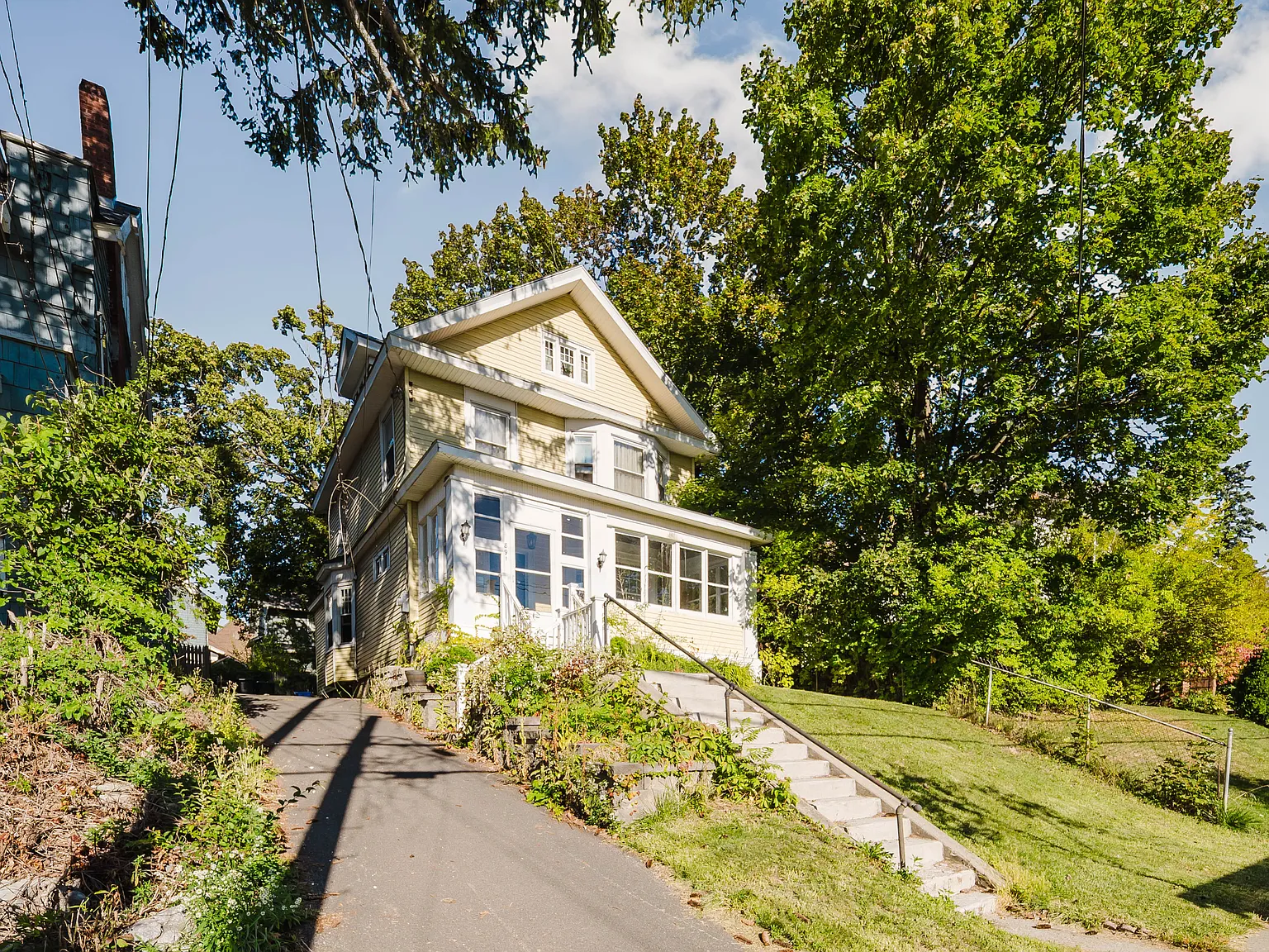 4 bed, 1890 sqft, $2,550 — Photo 3