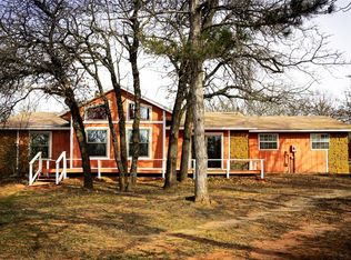 19 Russell Rd, McLoud, OK 74851