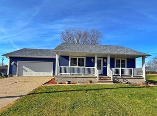 17 S Kelly St, Colfax, IA 50054