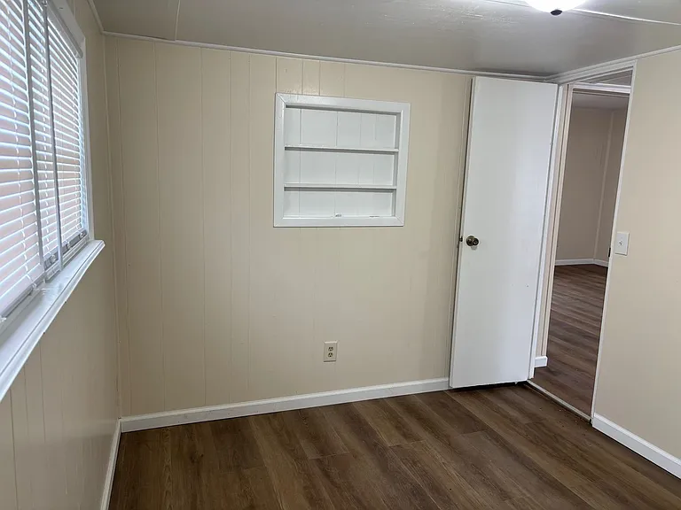 212 Astran Dr — Photo 15
