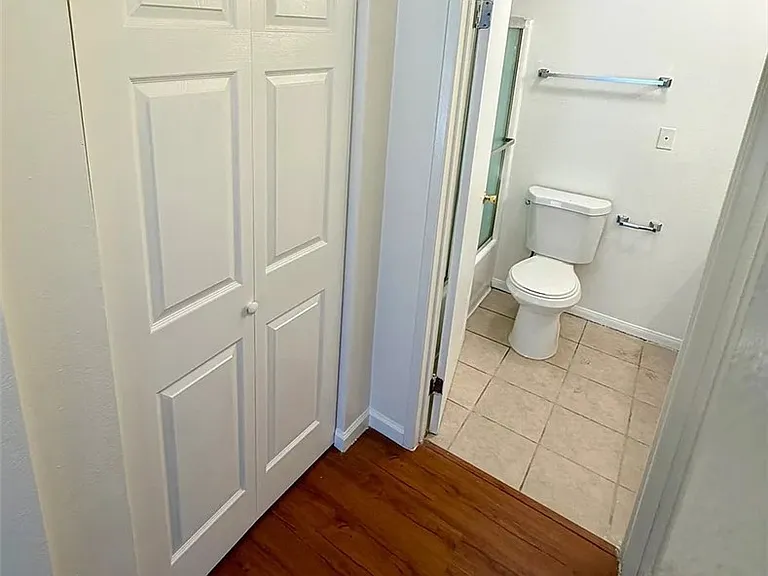 2253 N Niagara St — Photo 6