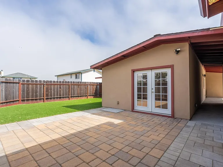 222 Mortimer Ln — Photo 39
