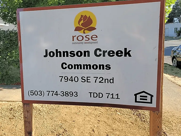7940 SE 72nd Ave — Photo 3