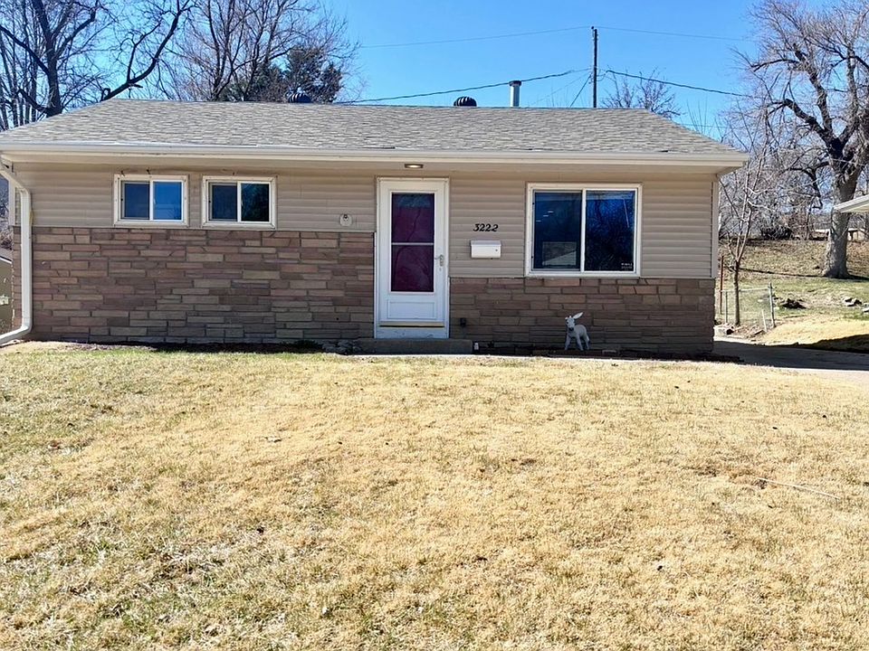 1st image of 3222 S 40th St