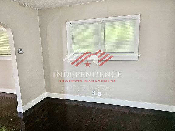 4th image of 2449 Nill Ave