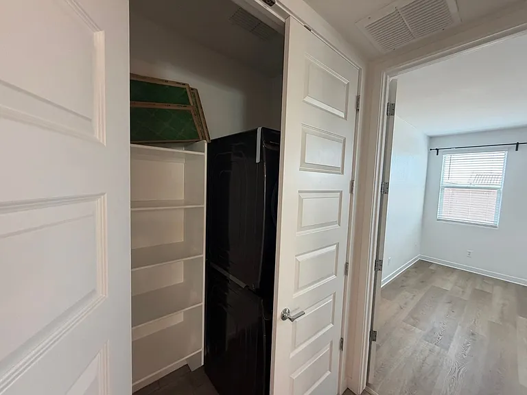 36375 W Leonessa Ave — Photo 9