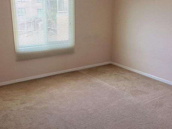 3rd image of 541 36th Ave