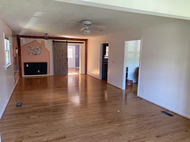 41 Laurel St — Photo 8