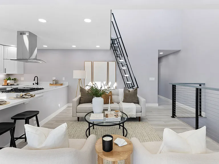 1413 La Salina St — Photo 18