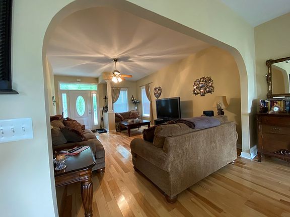 4th image of 902 Double Bridges Dr