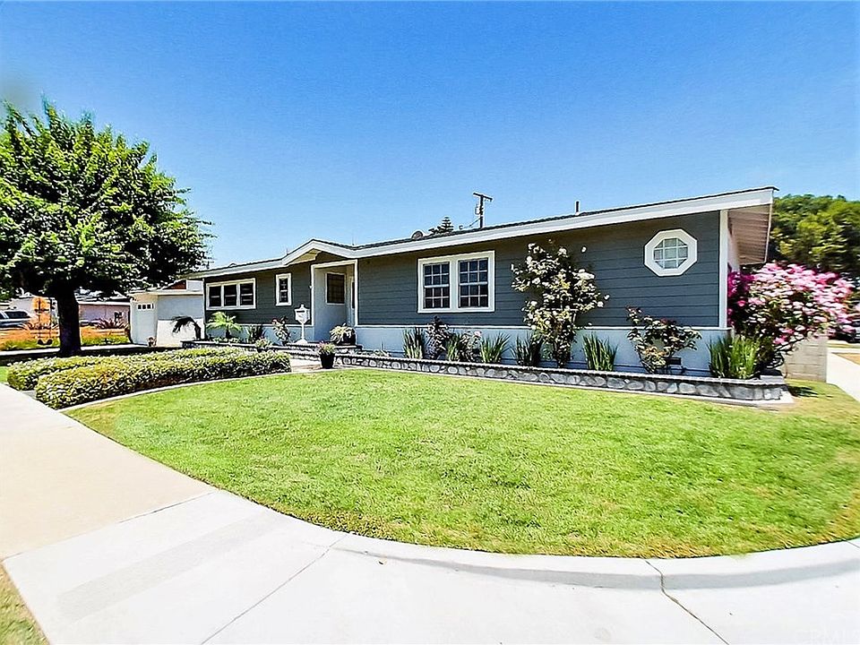 2nd image of 3428 Faust Ave