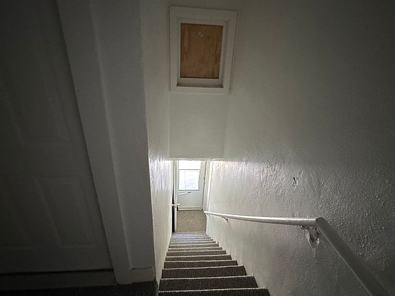 4th image of 1218 Wallace St #4