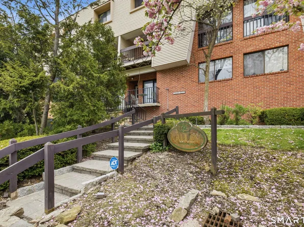 1 Valley Road #207, Stamford, CT 06902