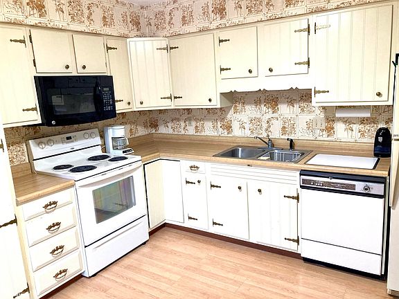 5th image of 12990 Kirkendall Rd
