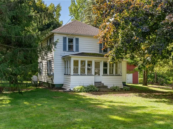 4749 Herendeen Rd, Shortsville, NY 14548