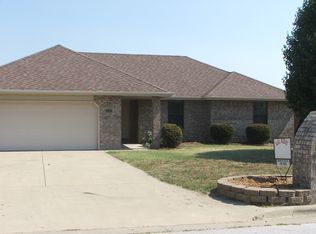 3595 W Cardinal Dr, Springfield, MO 65810