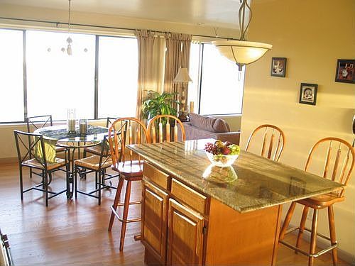 Kitchen / See more pics on Website
