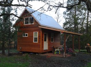 1071 Barker Dr, Merlin, OR 97532