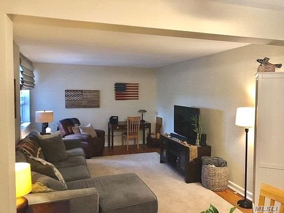2nd image of 32 Cathedral Ave APT 5E