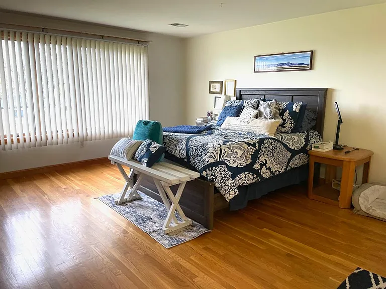 Main bedroom