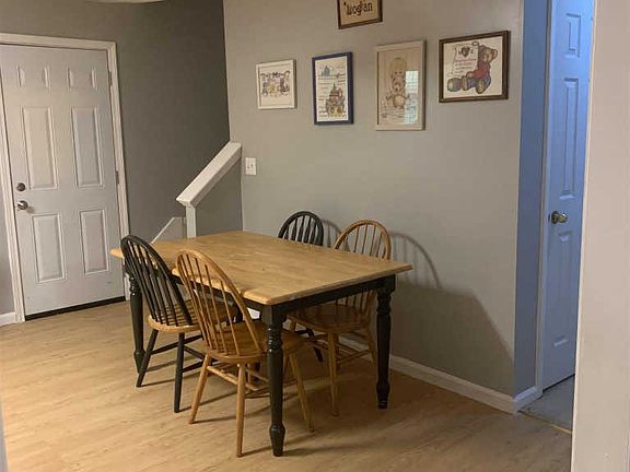 3rd image of 3974 Pinedale Ln #9