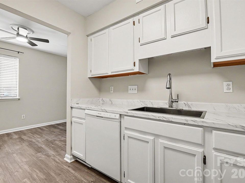 1st image of 3201 Heathstead Pl