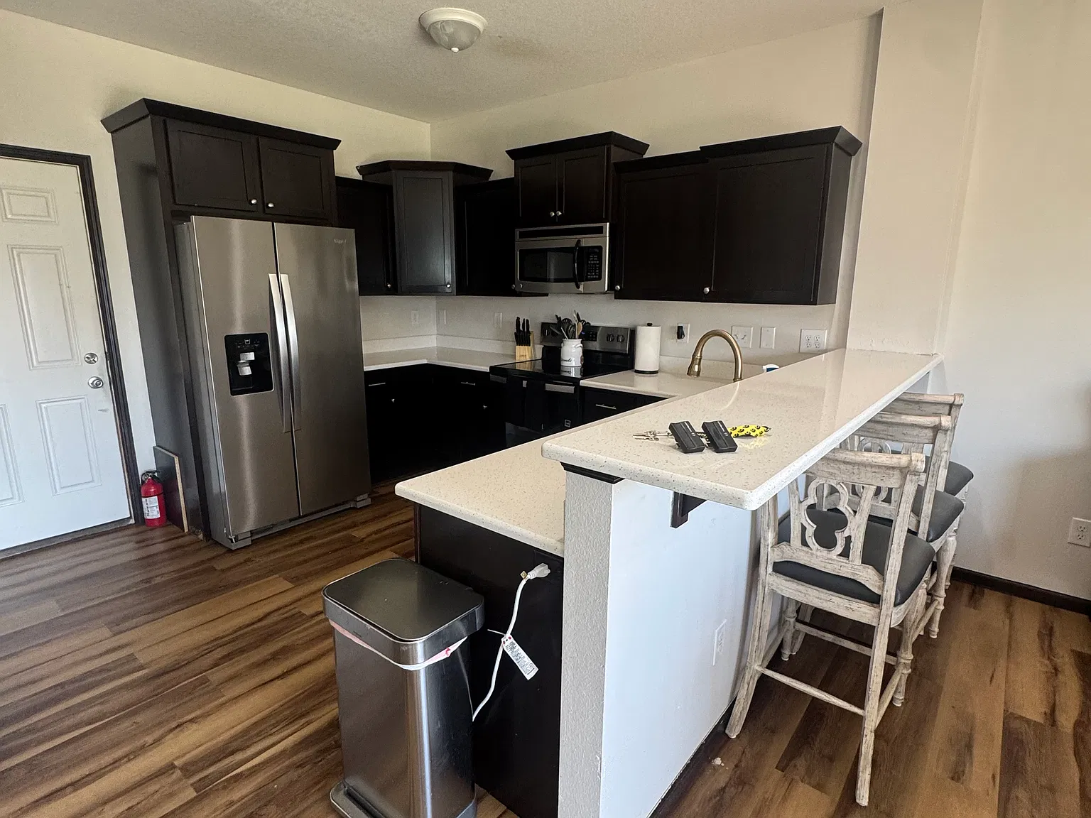 1785 Sara Ct — Photo 2