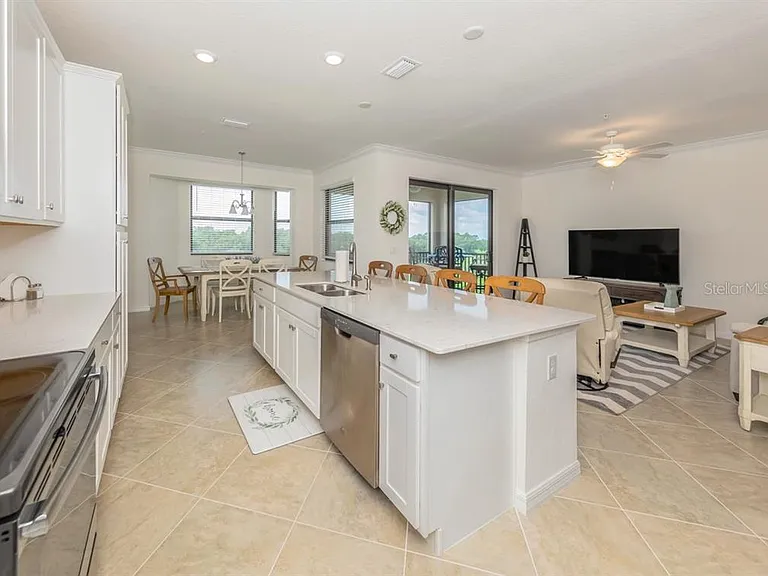 17510 Gawthrop Dr #406 — Photo 9