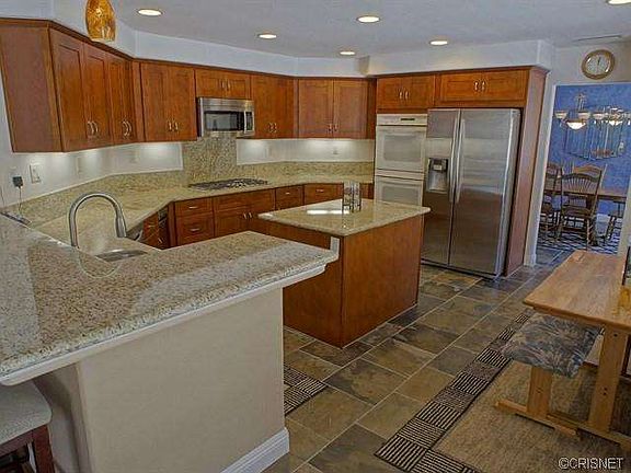 4th image of 26544 Huntswood Ln